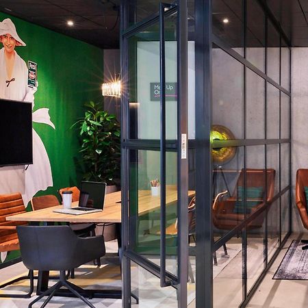 Moxy Duesseldorf South Hotel Luaran gambar