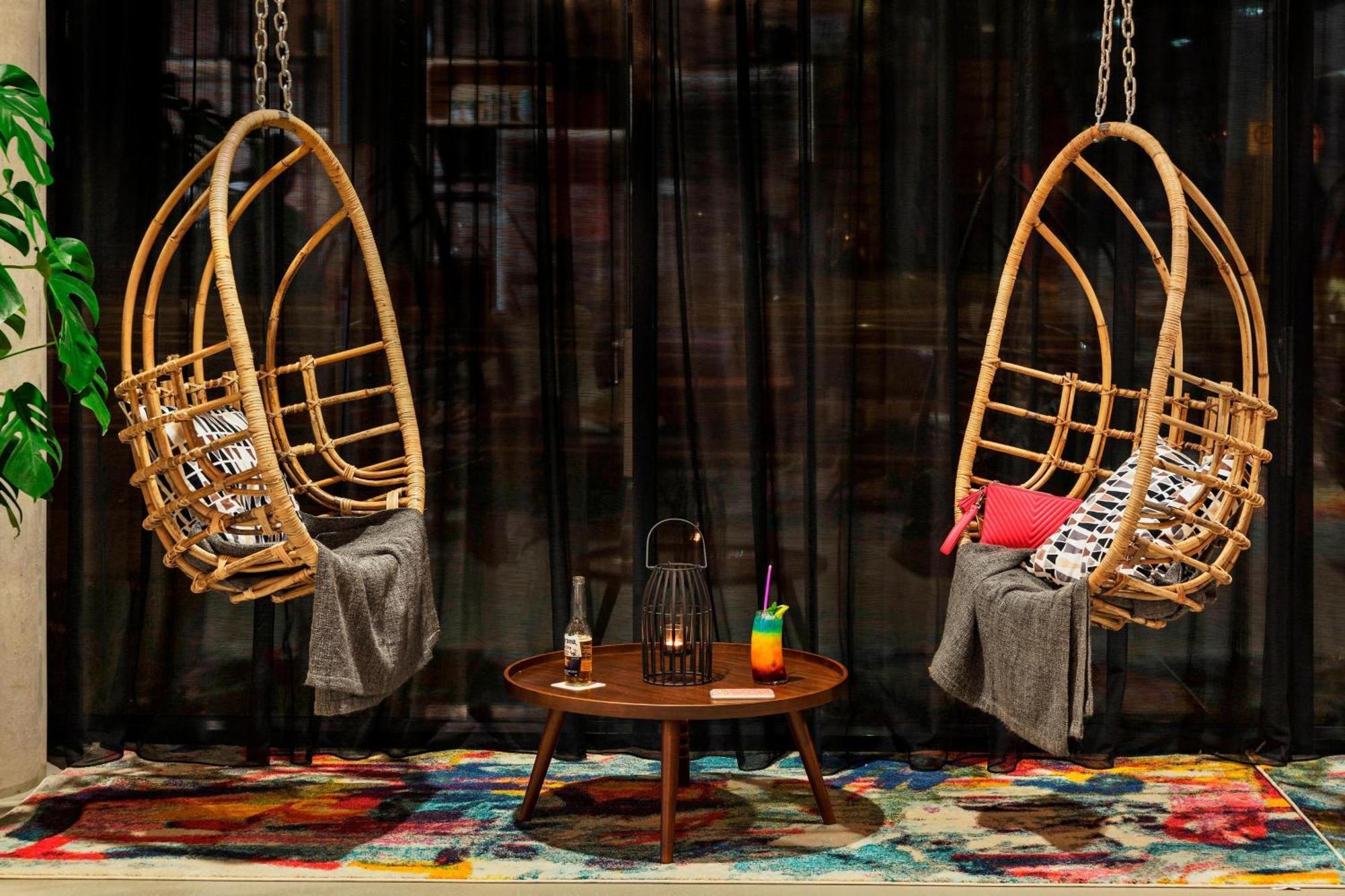 Moxy Duesseldorf South Hotel Luaran gambar