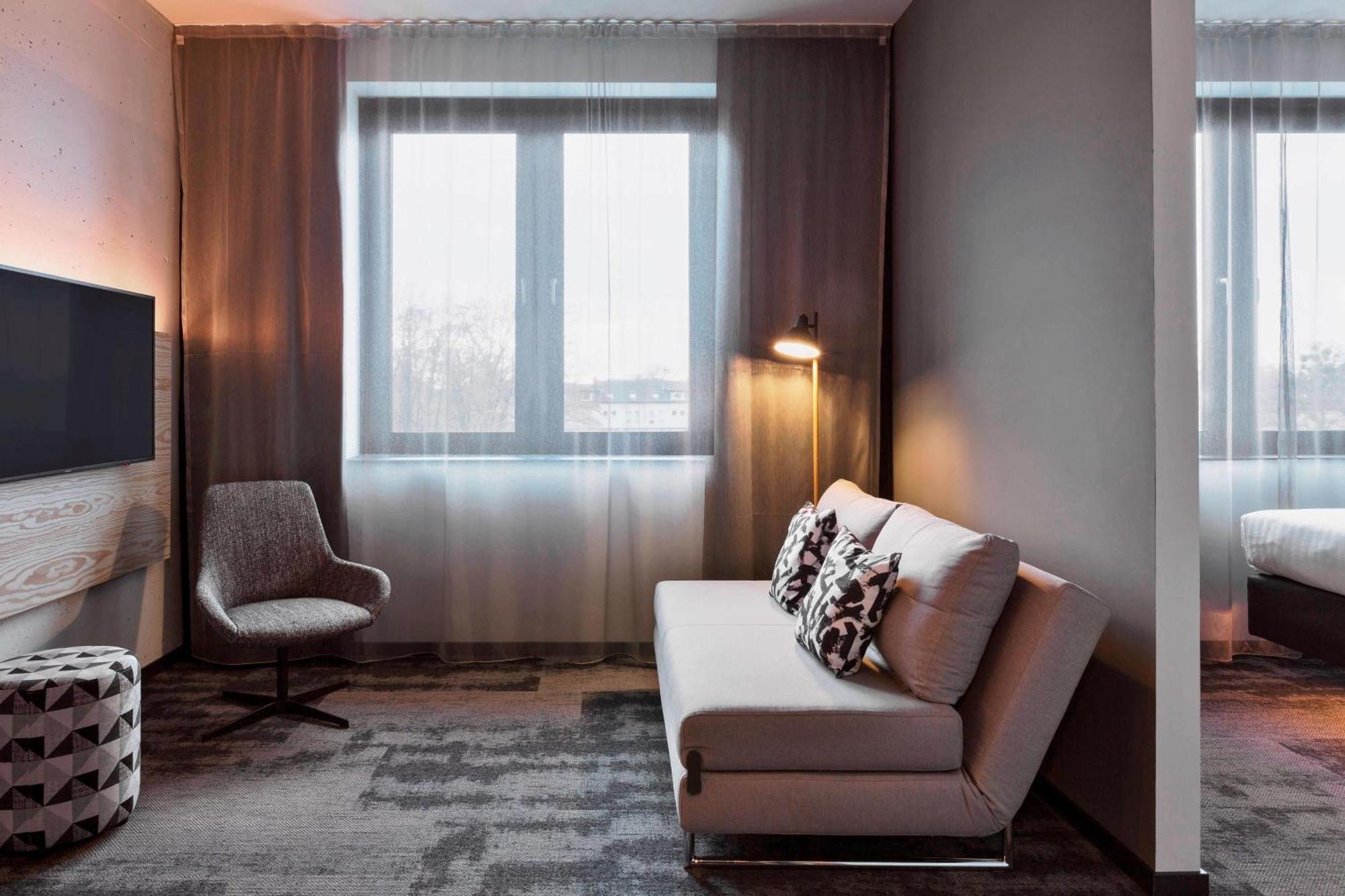 Moxy Duesseldorf South Hotel Luaran gambar